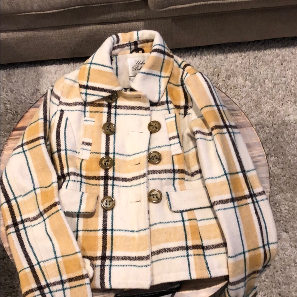 Urban behavior pea coat